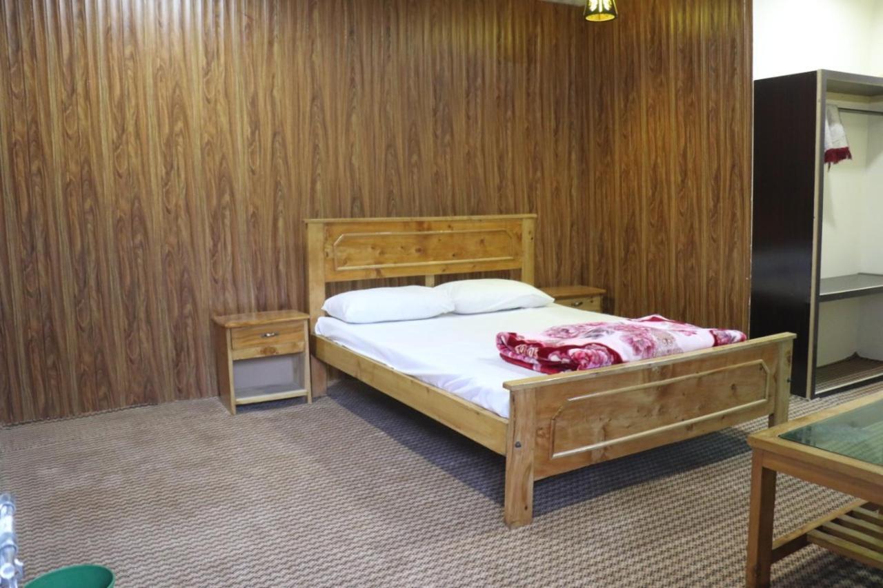 Golden Peak Guest House Gilgit Luaran gambar