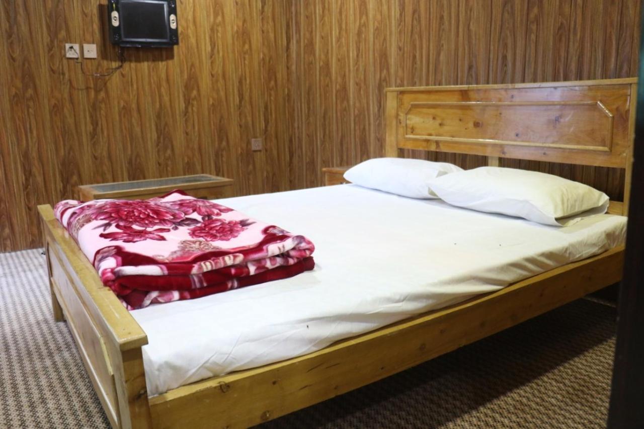 Golden Peak Guest House Gilgit Luaran gambar